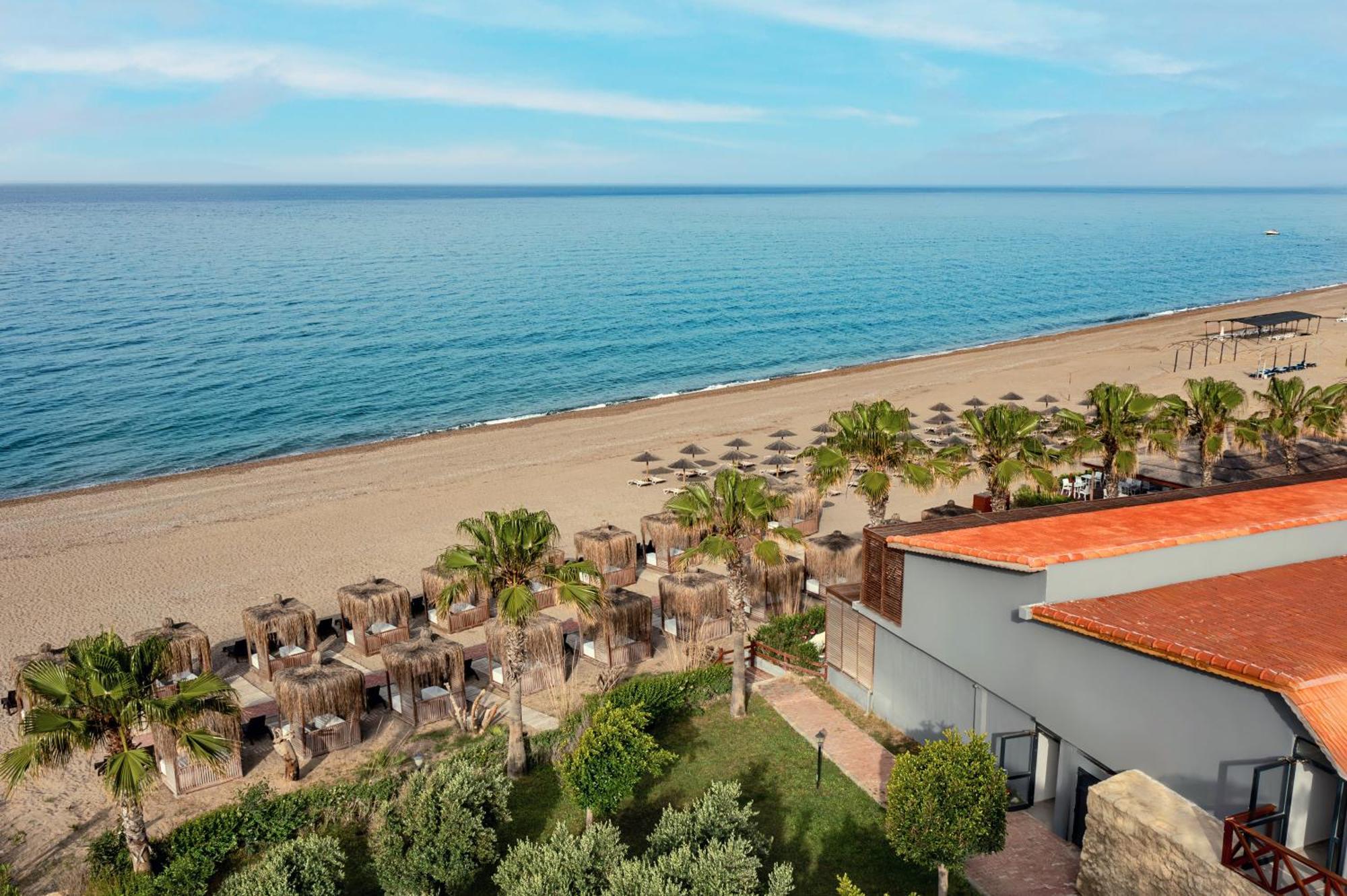 Adora Calma Adults Only Otel