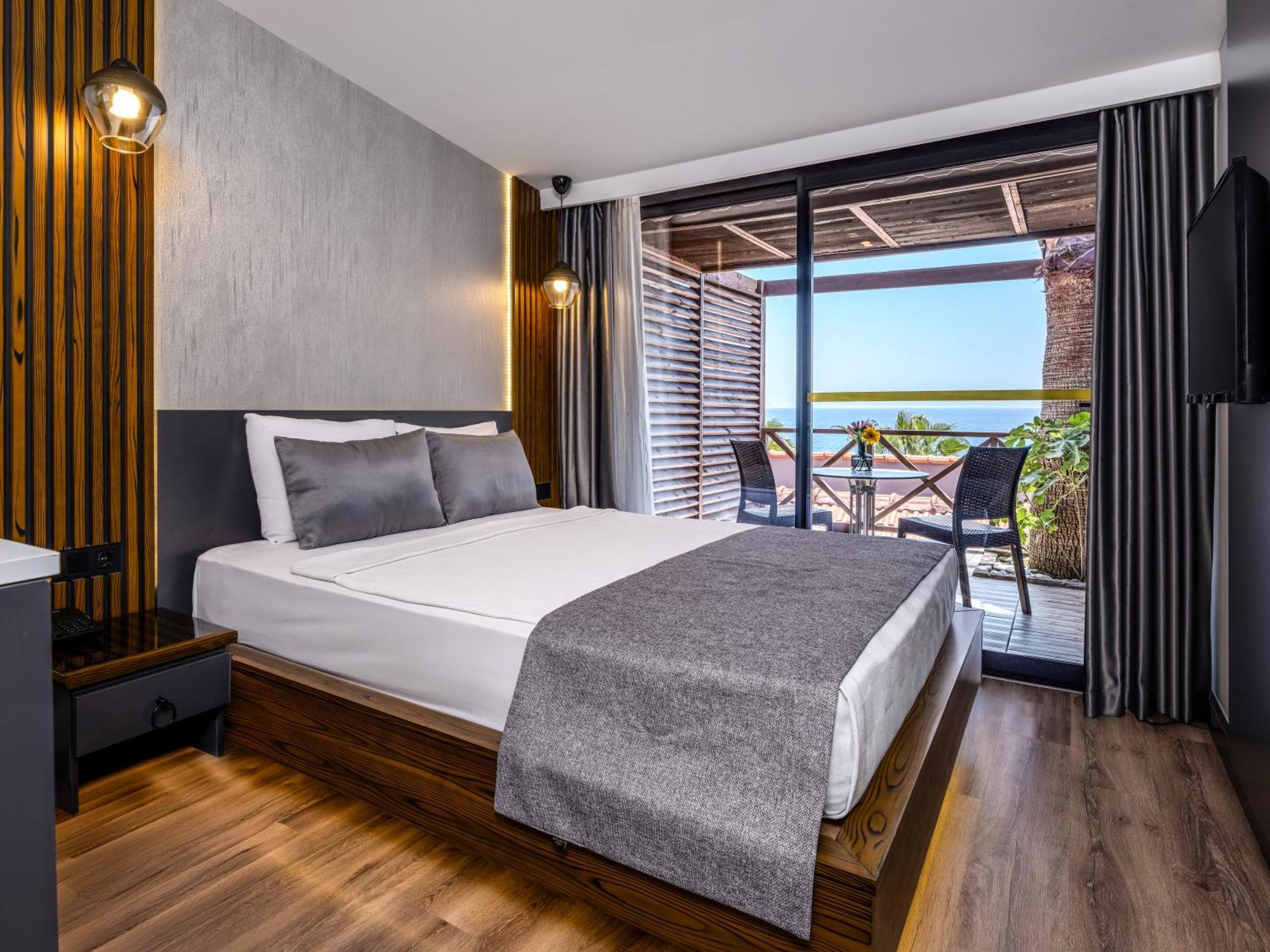 Adora Calma Adults Only 4* Kızılot